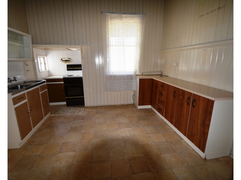 5 Percy St, Warwick QLD 4370