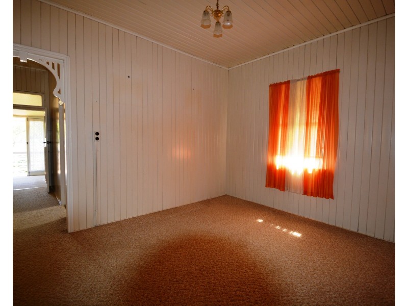 5 Percy St, Warwick QLD 4370