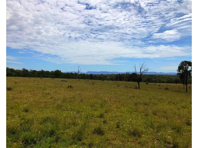 643 Odeas Road, Elbow Valley QLD 4370