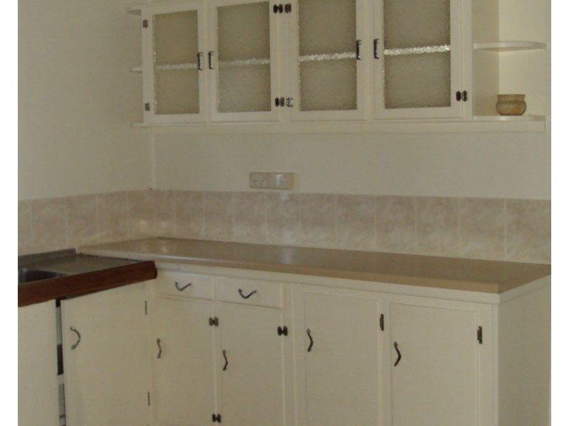 7 Kurrajong Street, Tannymorel QLD 4372