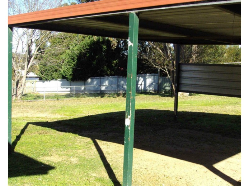 32 Furness Crescent, Warwick QLD 4370