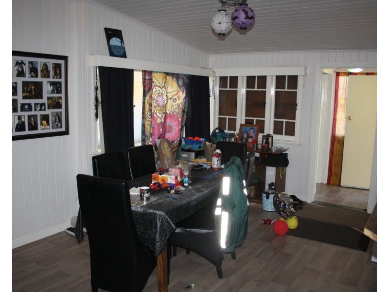 28 Pratten St, Warwick QLD 4370