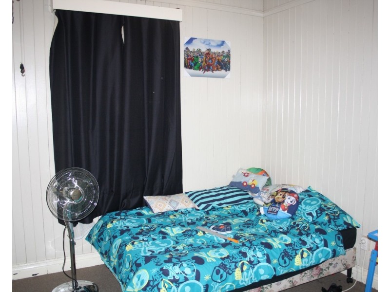 28 Pratten St, Warwick QLD 4370