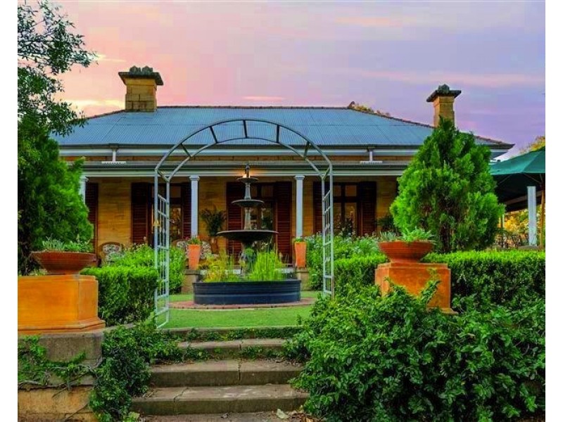 25 Weewondilla Rd, Warwick QLD 4370