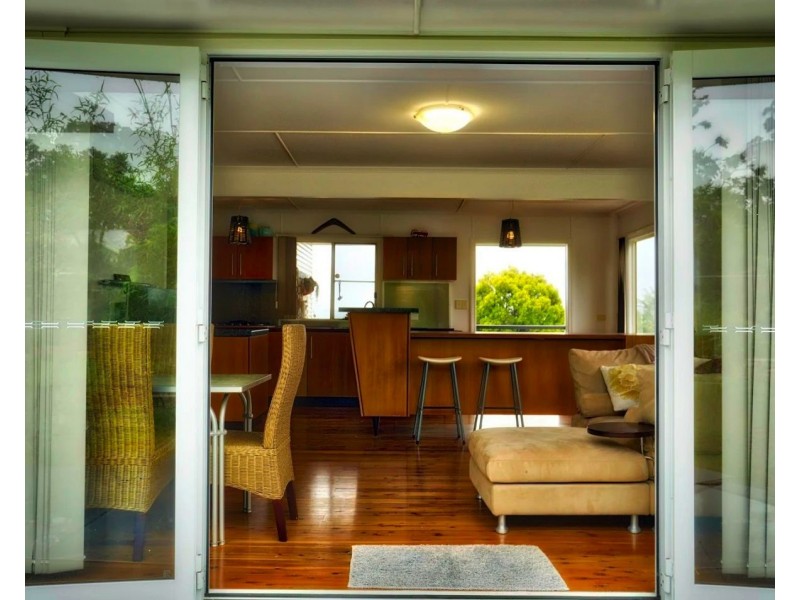 95 Locke St, Warwick QLD 4370