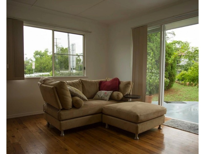 95 Locke St, Warwick QLD 4370