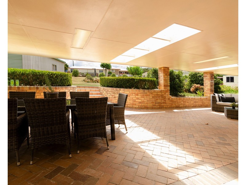 4 Rebecca Ct, Warwick QLD 4370