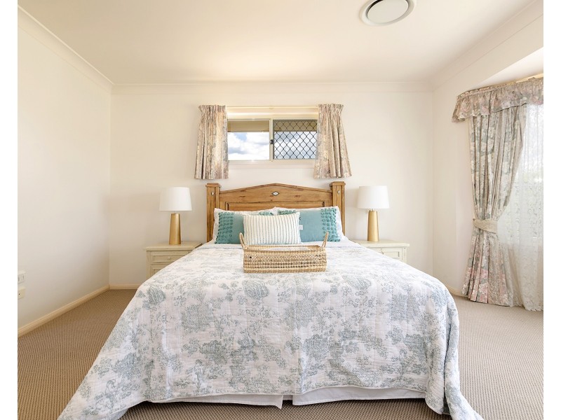 4 Rebecca Ct, Warwick QLD 4370