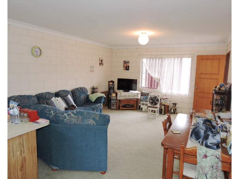2/13 Barth St, Warwick QLD 4370