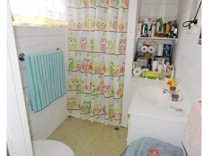 2/13 Barth St, Warwick QLD 4370