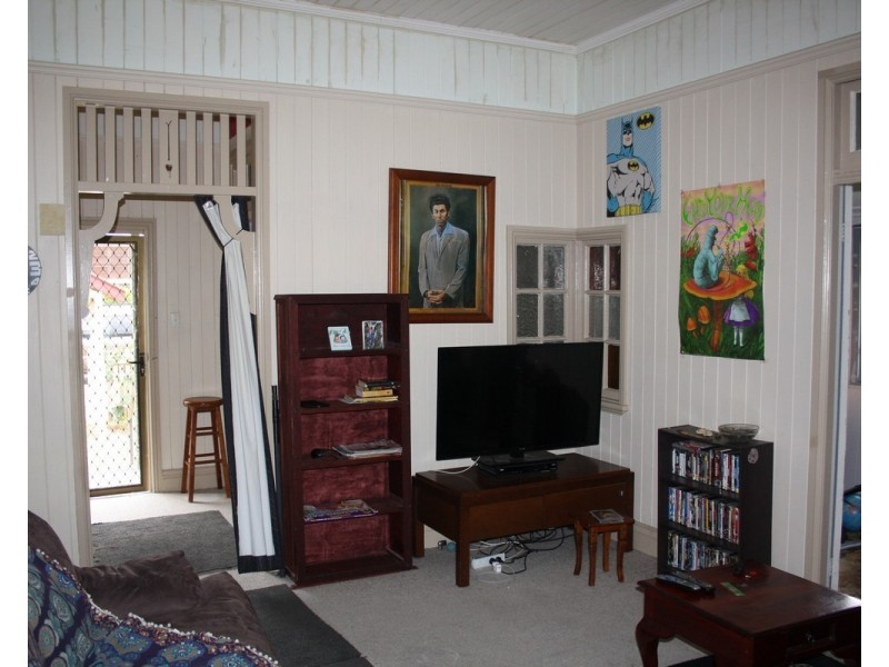 79 Pratten St, Warwick QLD 4370