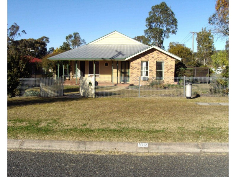 52 Glen Road, Warwick QLD 4370