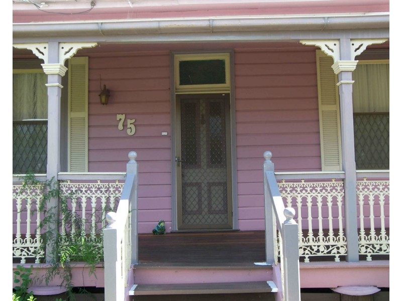 75 Pratten Street, Warwick QLD 4370