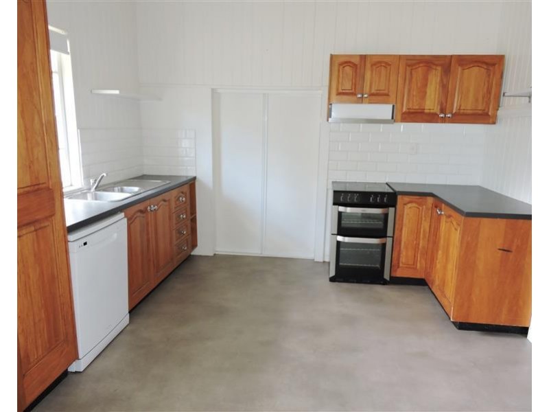 29 Yangan Rd, Warwick QLD 4370