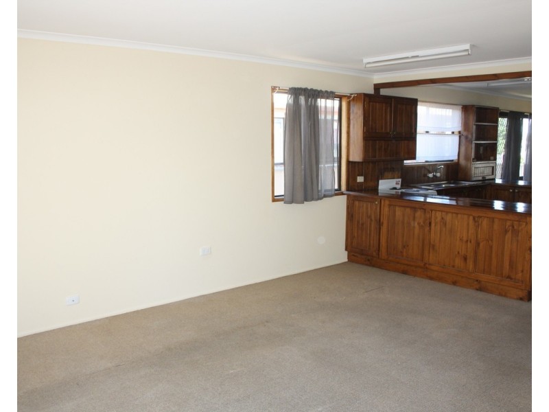12 Ross Street, Warwick QLD 4370