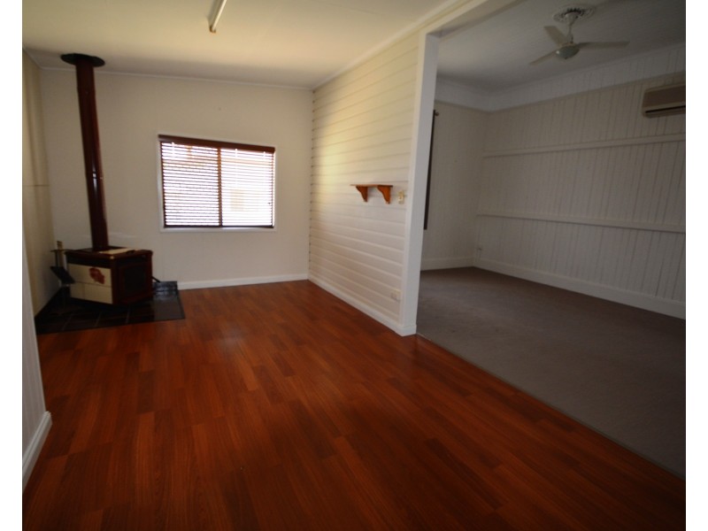 7 George St, Warwick QLD 4370