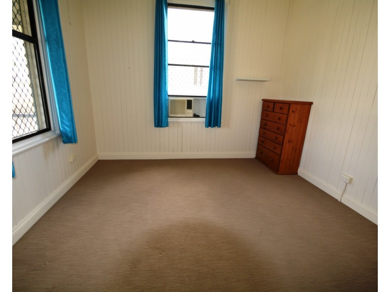 7 George St, Warwick QLD 4370