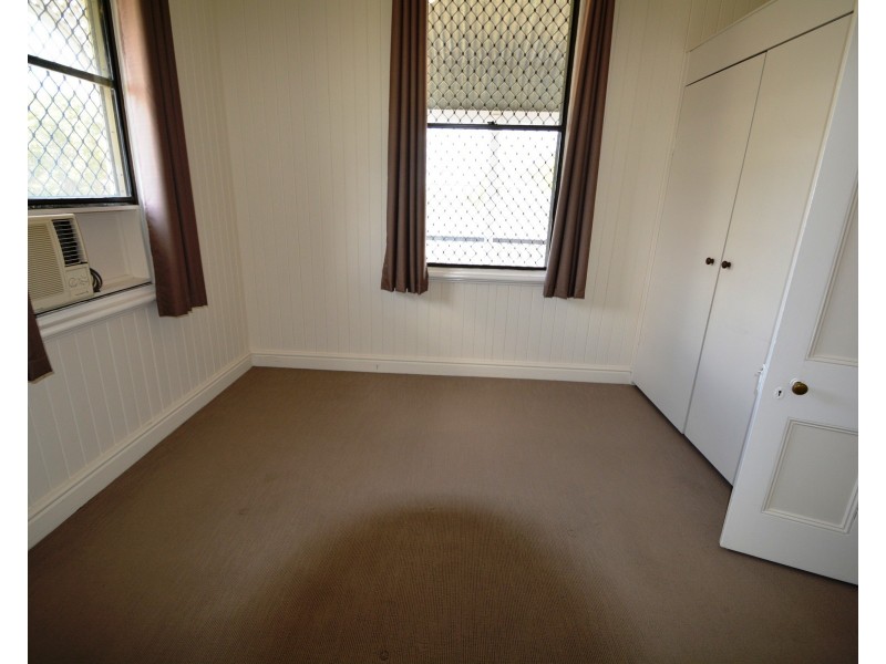 7 George St, Warwick QLD 4370