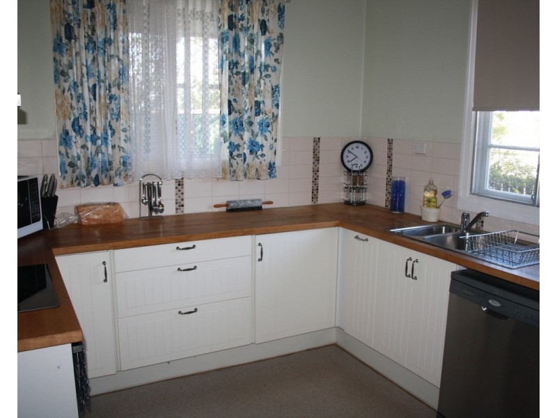 91 Horsman Rd, Warwick QLD 4370