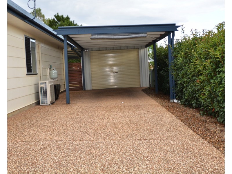 14 Furness Cres, Warwick QLD 4370