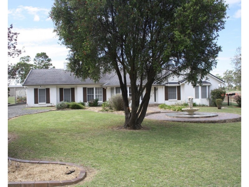 41 Hawker Rd, Warwick QLD 4370