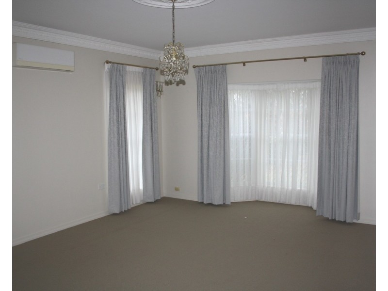 41 Hawker Rd, Warwick QLD 4370