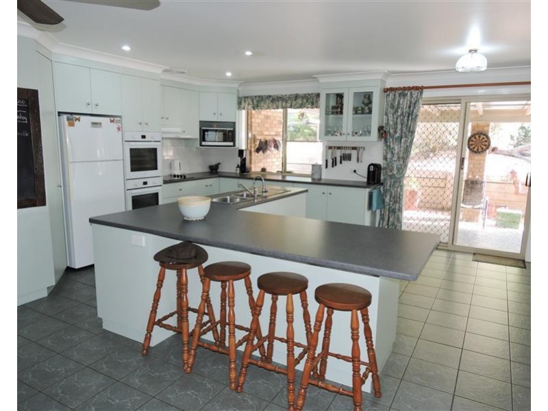 73 Cleary St, Warwick QLD 4370