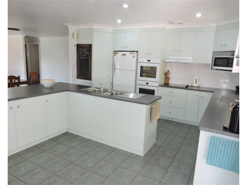 73 Cleary St, Warwick QLD 4370