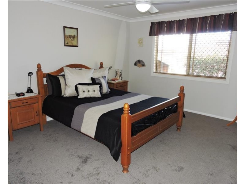 73 Cleary St, Warwick QLD 4370