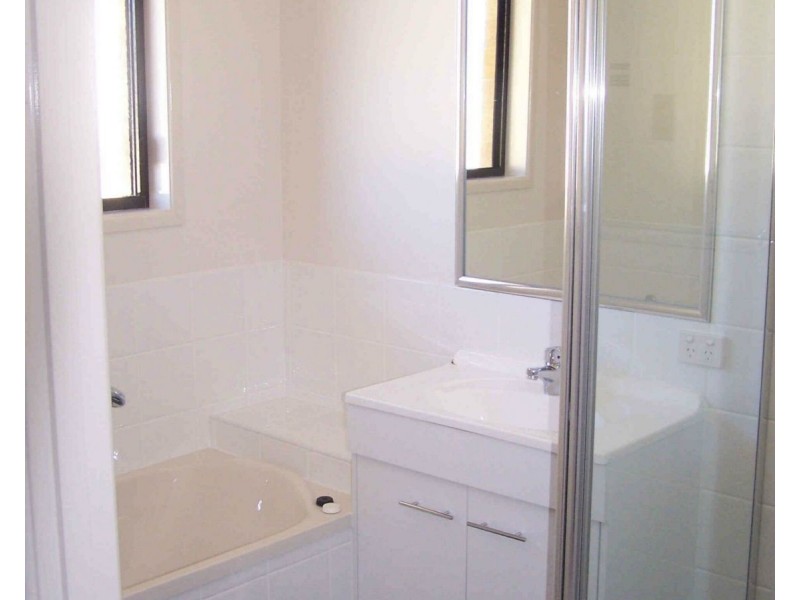 4 Coorey Place, Warwick QLD 4370