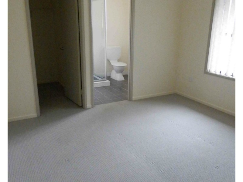 4 Coorey Place, Warwick QLD 4370