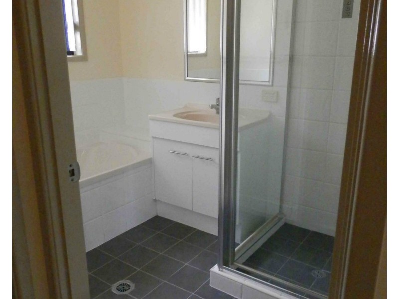 4 Coorey Place, Warwick QLD 4370