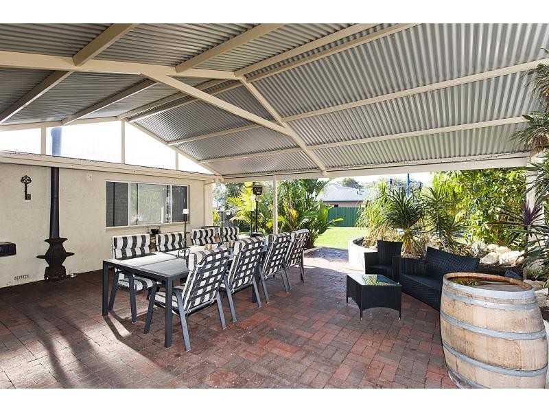 16 Glenn Place, Duncraig WA 6023