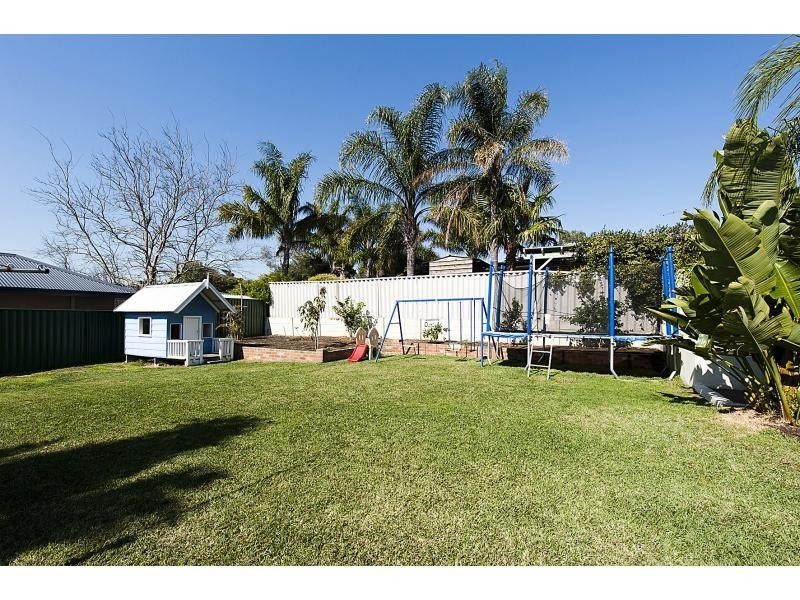 16 Glenn Place, Duncraig WA 6023