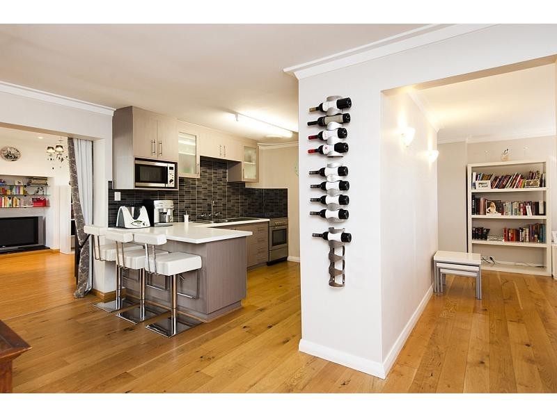 16 Glenn Place, Duncraig WA 6023