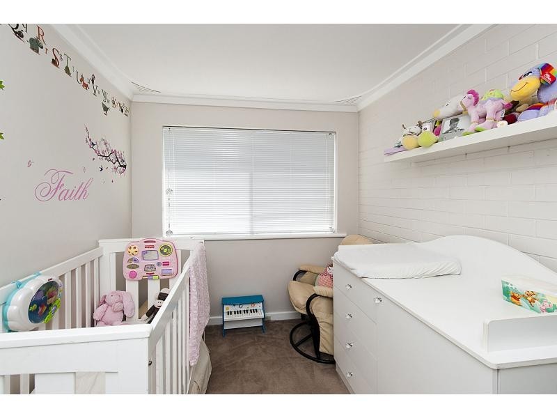 16 Glenn Place, Duncraig WA 6023