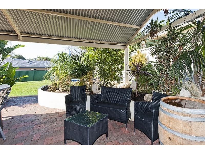 16 Glenn Place, Duncraig WA 6023