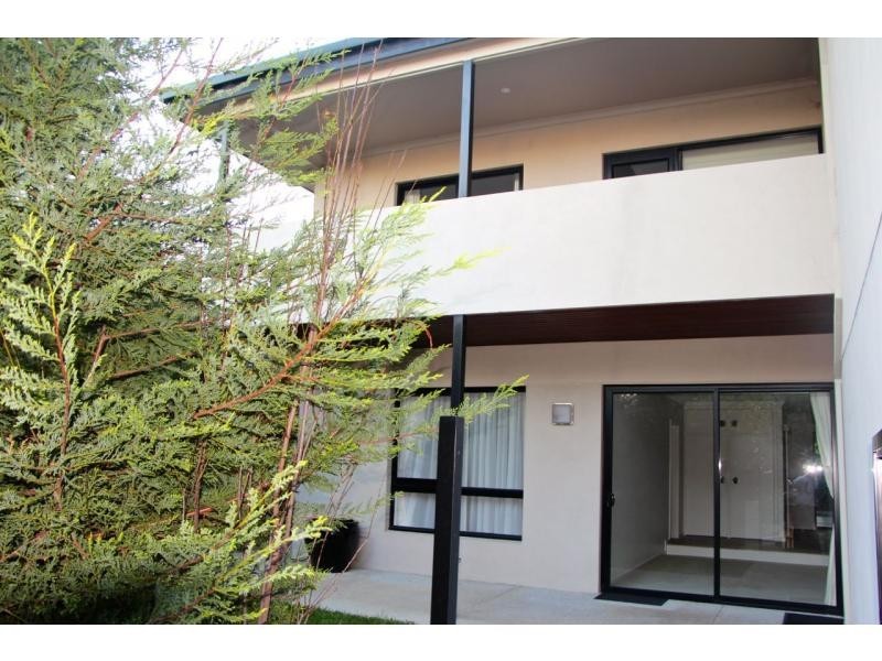 2 Albert St, Claremont WA 6010