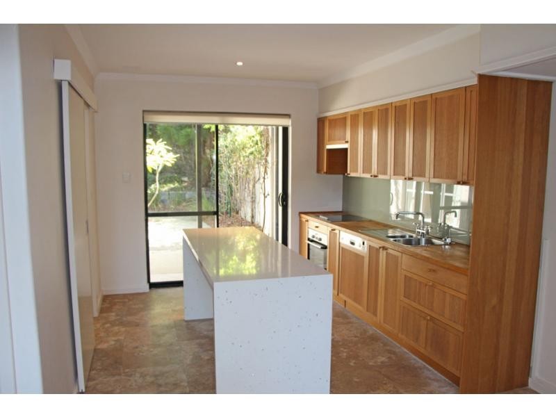2 Albert St, Claremont WA 6010