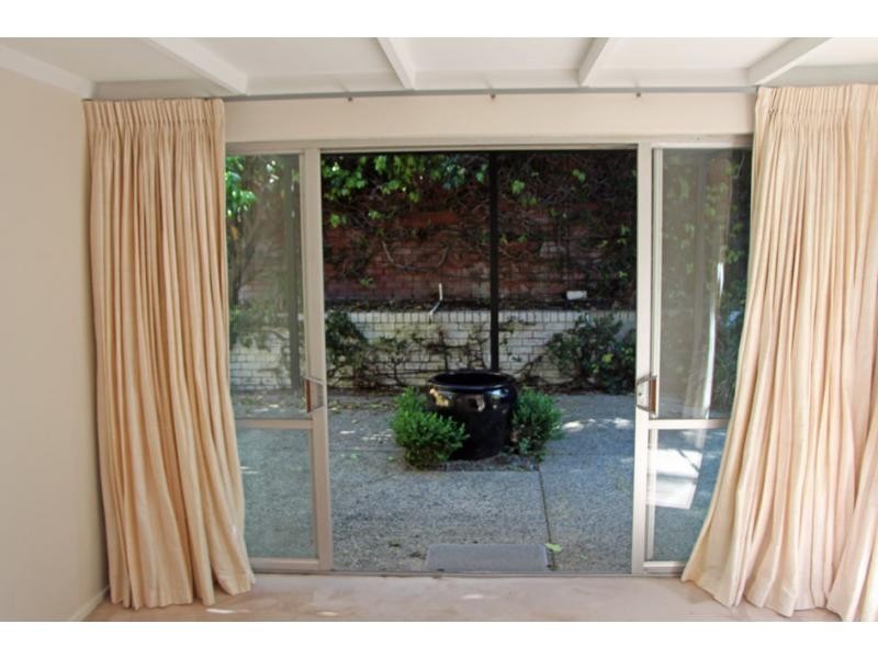 2 Albert St, Claremont WA 6010