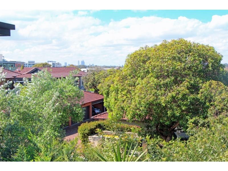 2 Albert St, Claremont WA 6010