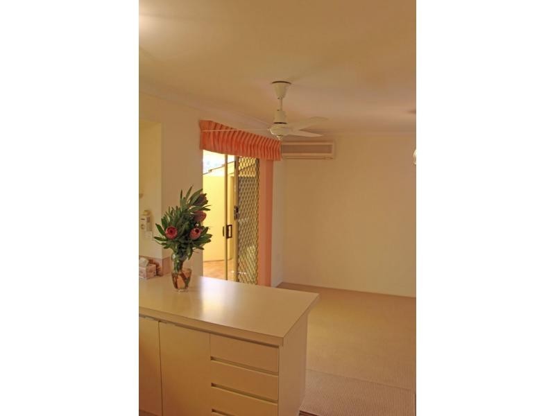 33/2 Theakston Green, Leeming WA 6149