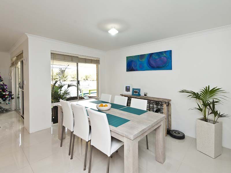 12 Hamelin Street, Two Rocks WA 6037