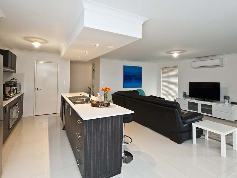 12 Hamelin Street, Two Rocks WA 6037