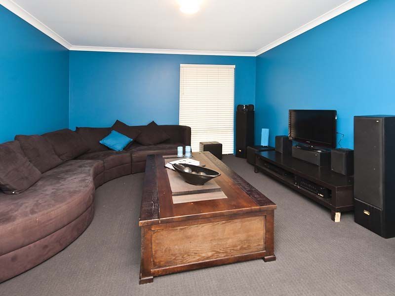 12 Hamelin Street, Two Rocks WA 6037