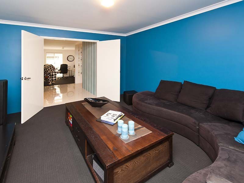 12 Hamelin Street, Two Rocks WA 6037