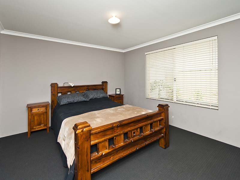 12 Hamelin Street, Two Rocks WA 6037