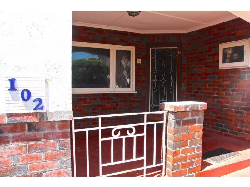 102 Monash Avenue, Nedlands WA 6009