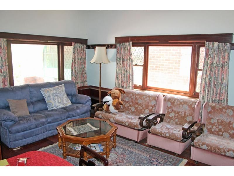 102 Monash Avenue, Nedlands WA 6009