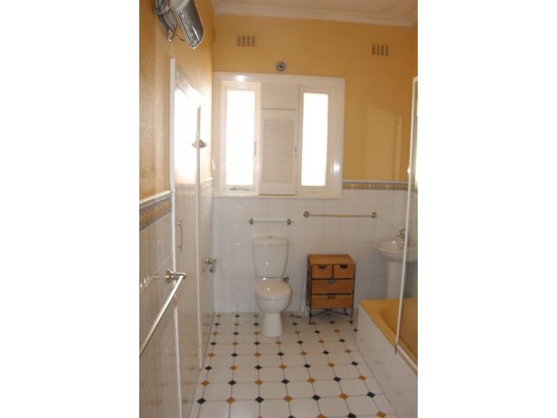 102 Monash Avenue, Nedlands WA 6009